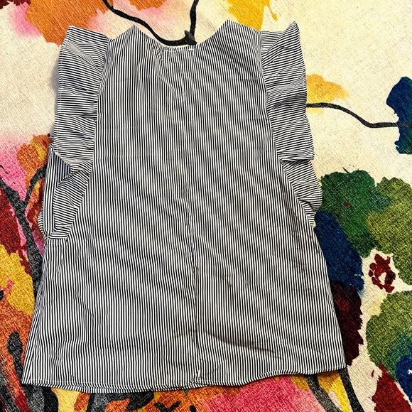 Seersucker print floral ruffle sleeve top - Picture 3 of 4